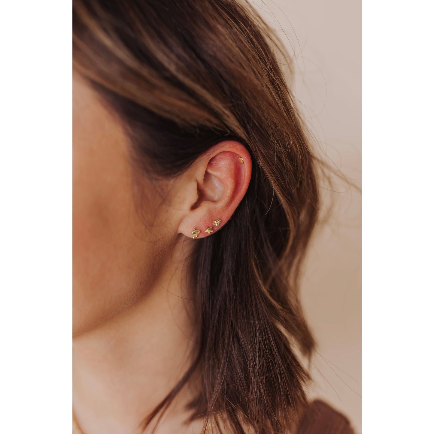 Bumble Flat Back Stud