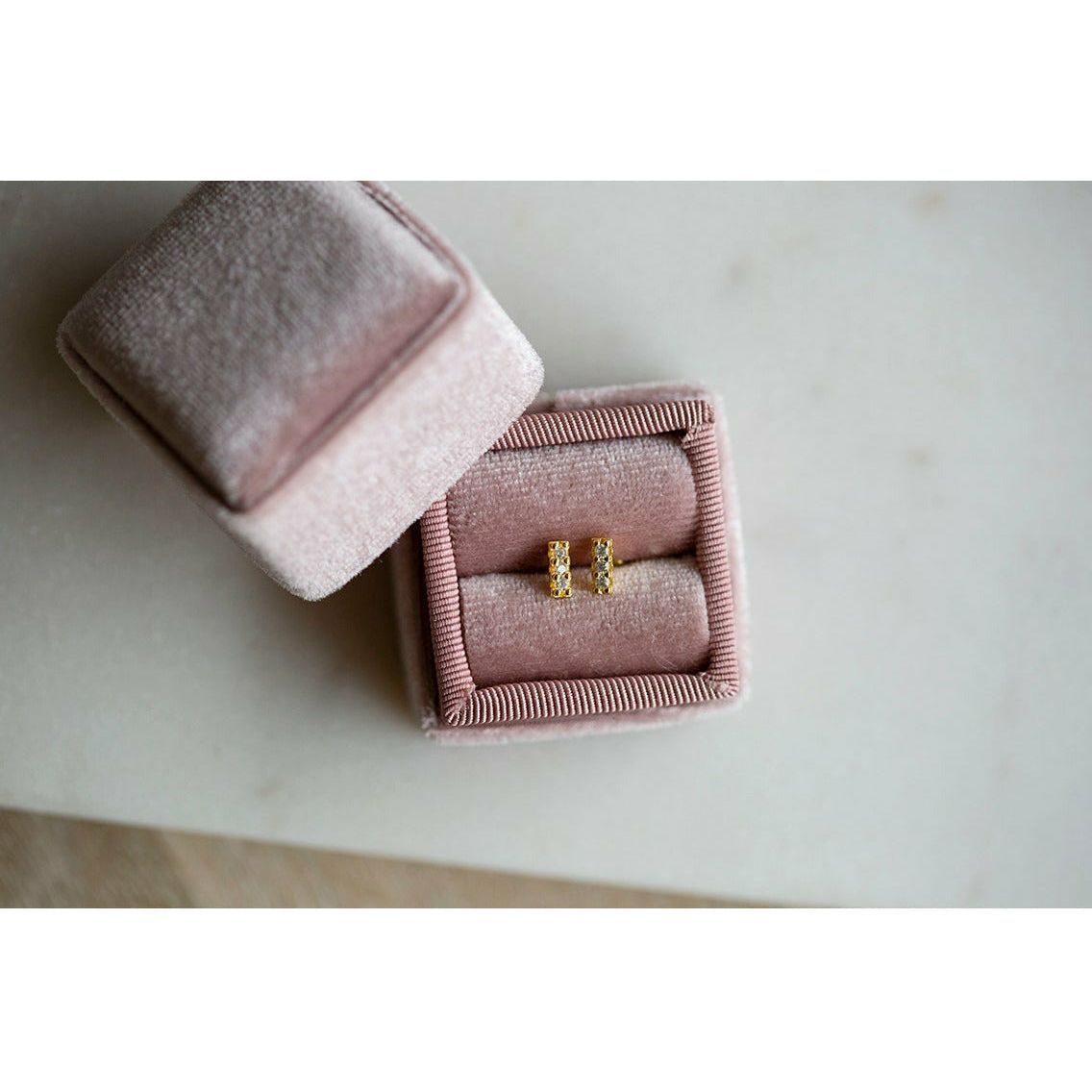 Bar Screw Back Stud